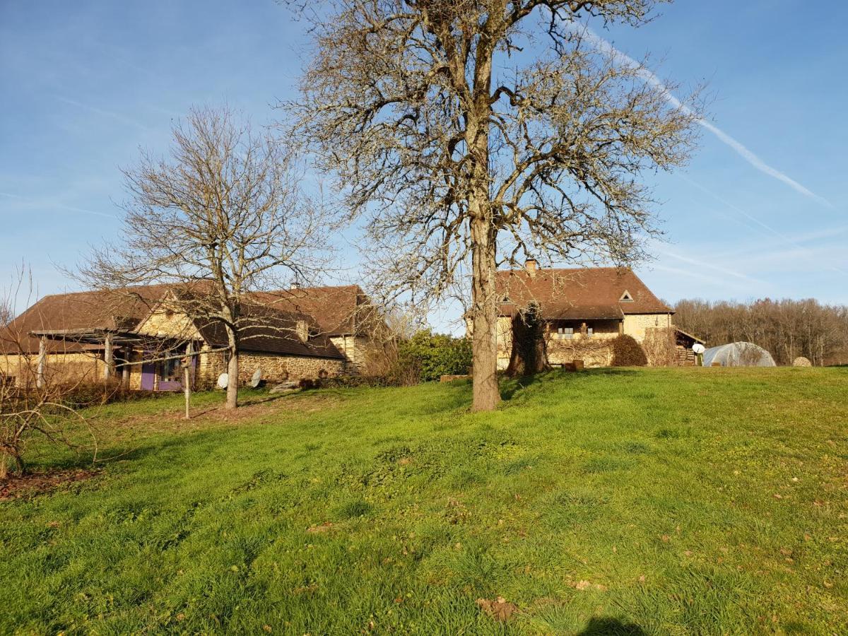 La Ferme De Sapharey Bed and Breakfast Sarrazac  Exteriör bild